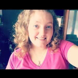 Meet your Posher, Kaitlynn